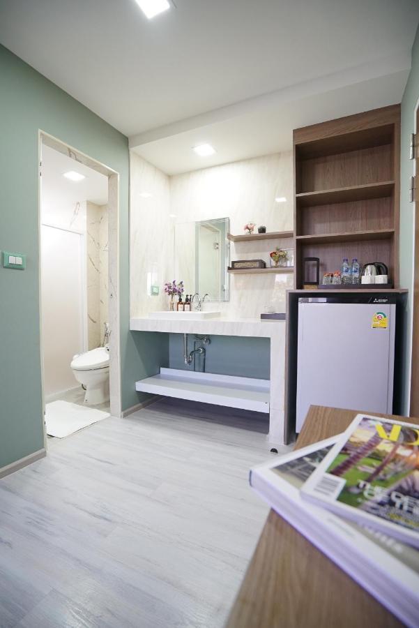 The Qube Fifty Hotel Bangkok Eksteriør bilde