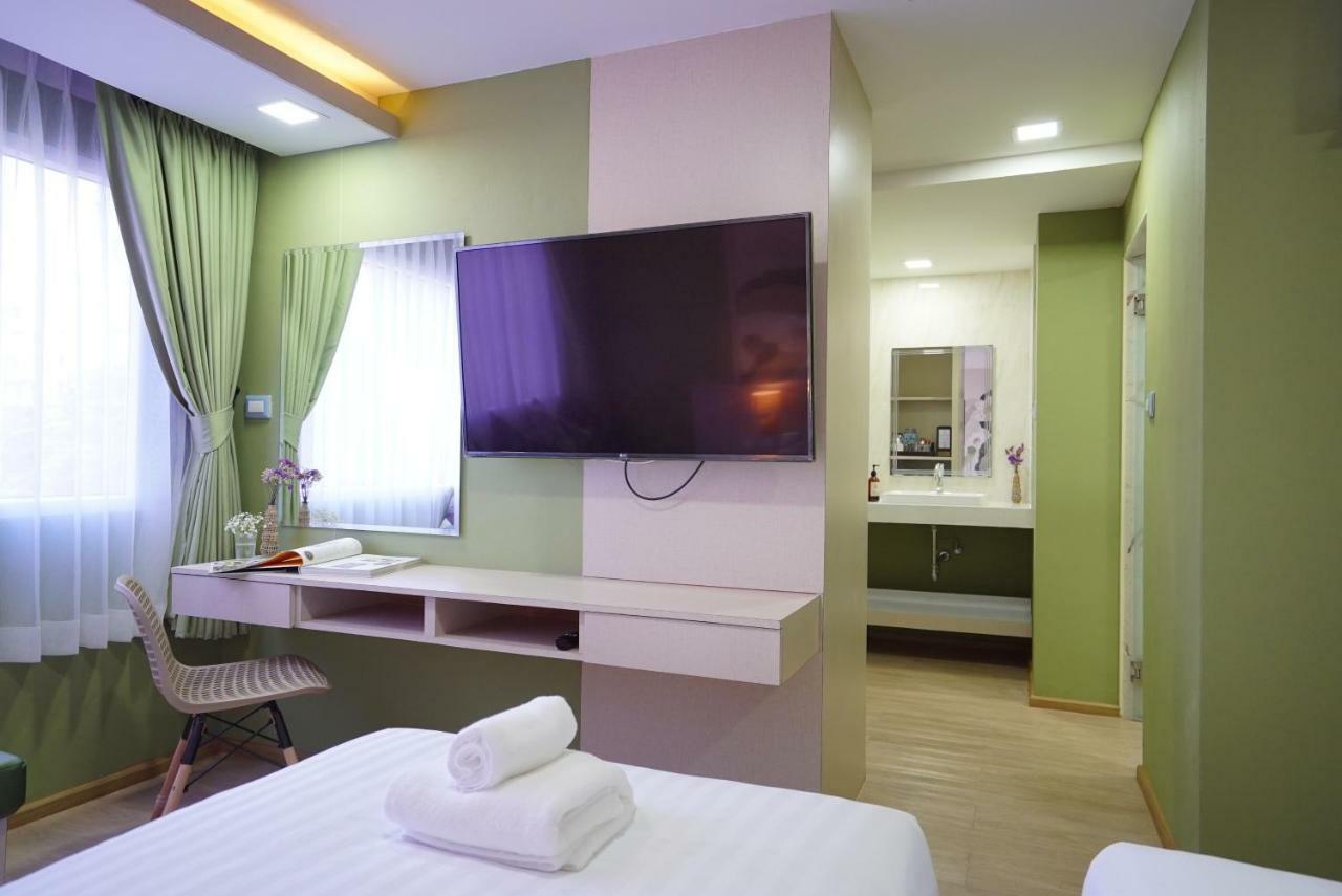 The Qube Fifty Hotel Bangkok Eksteriør bilde