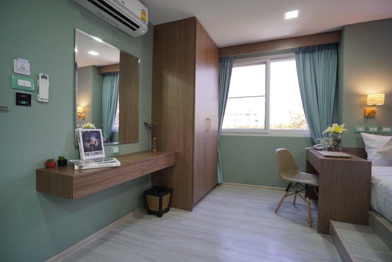 The Qube Fifty Hotel Bangkok Eksteriør bilde