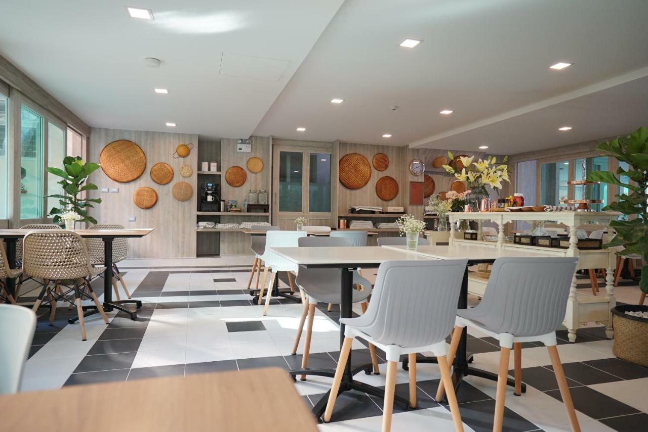 The Qube Fifty Hotel Bangkok Eksteriør bilde